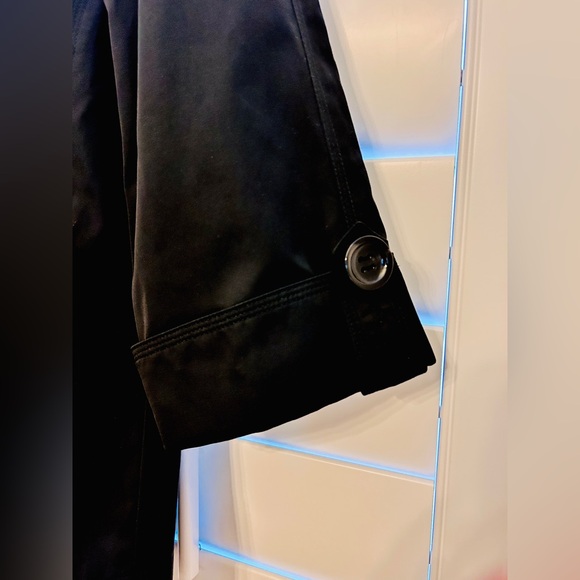 S • White House Black Market Double-Breasted Trench Coat – Black Classic Jacket - Picture 5 of 12